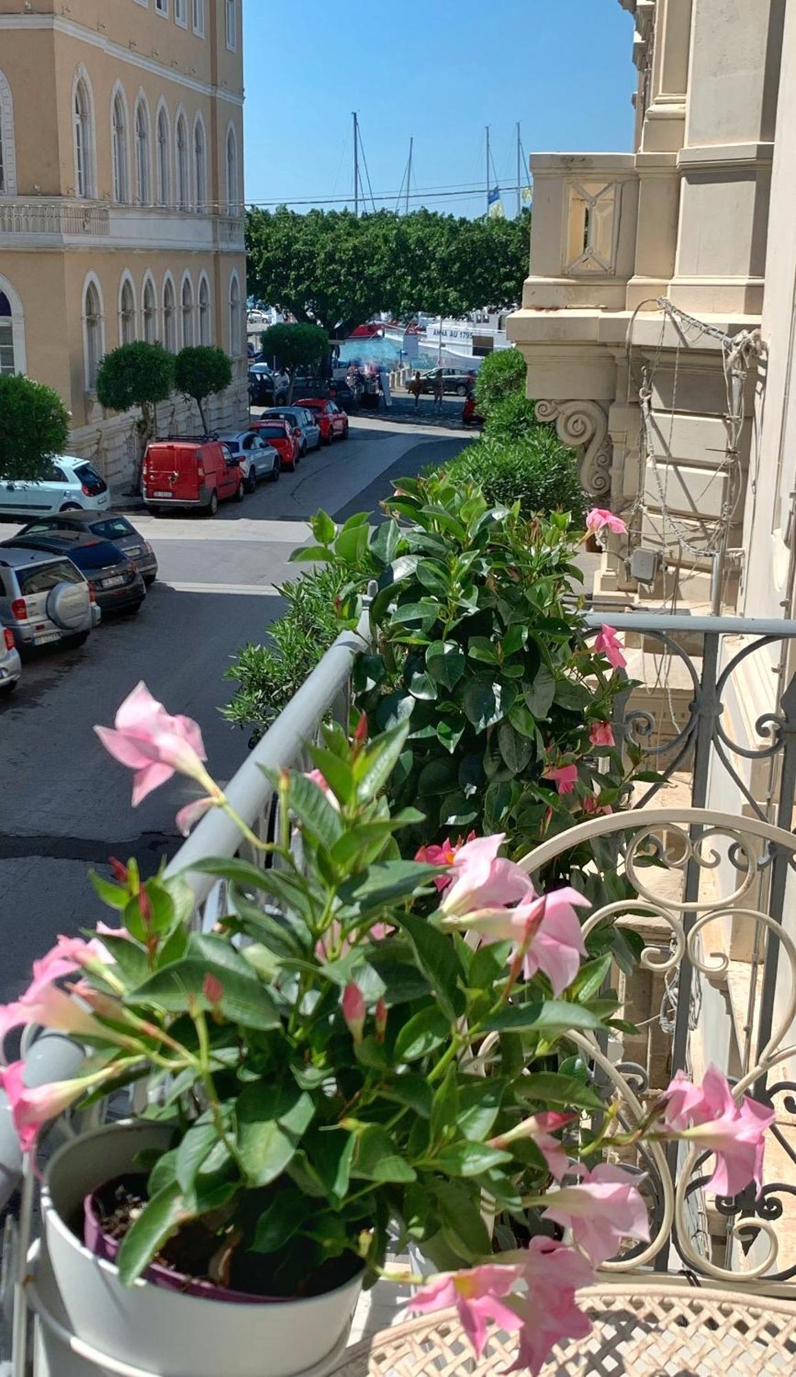 La Dimora Dei Mille Apartment Syracuse Bagian luar foto